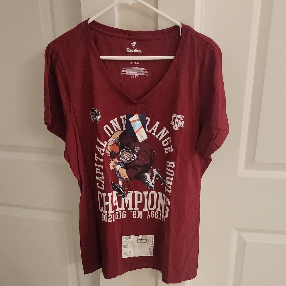 Fanatics - Texas A&M Burgundy V-Neck Shirt